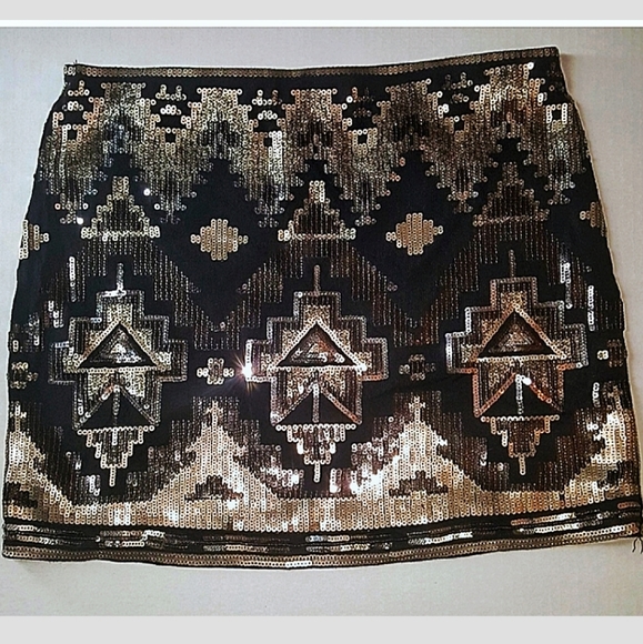 Express Dresses & Skirts - Express Gold- Silver- Bronze Sequin mini skirt euc